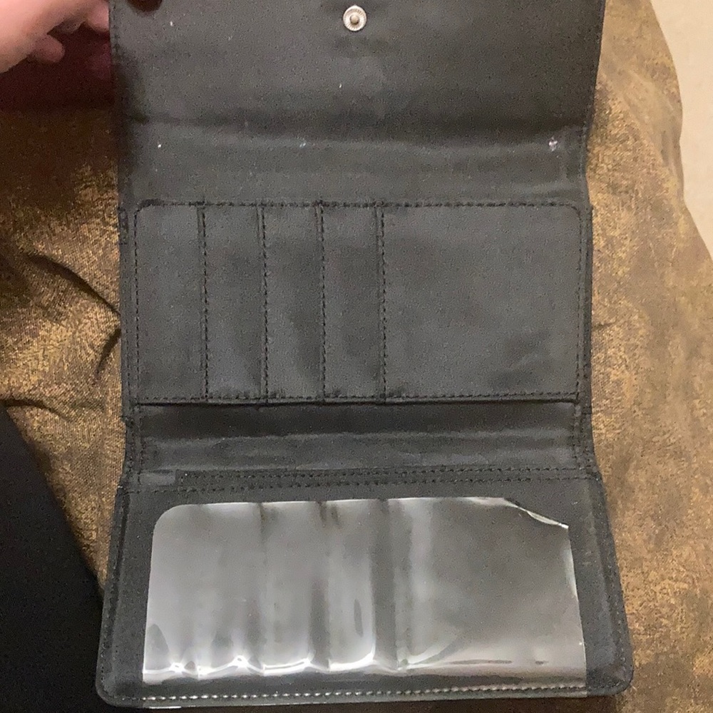 Wallet - Picture 3 of 5